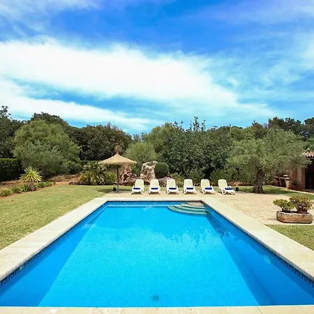 Mallorcan Farmhouse Near Finca Oleander Butxaco